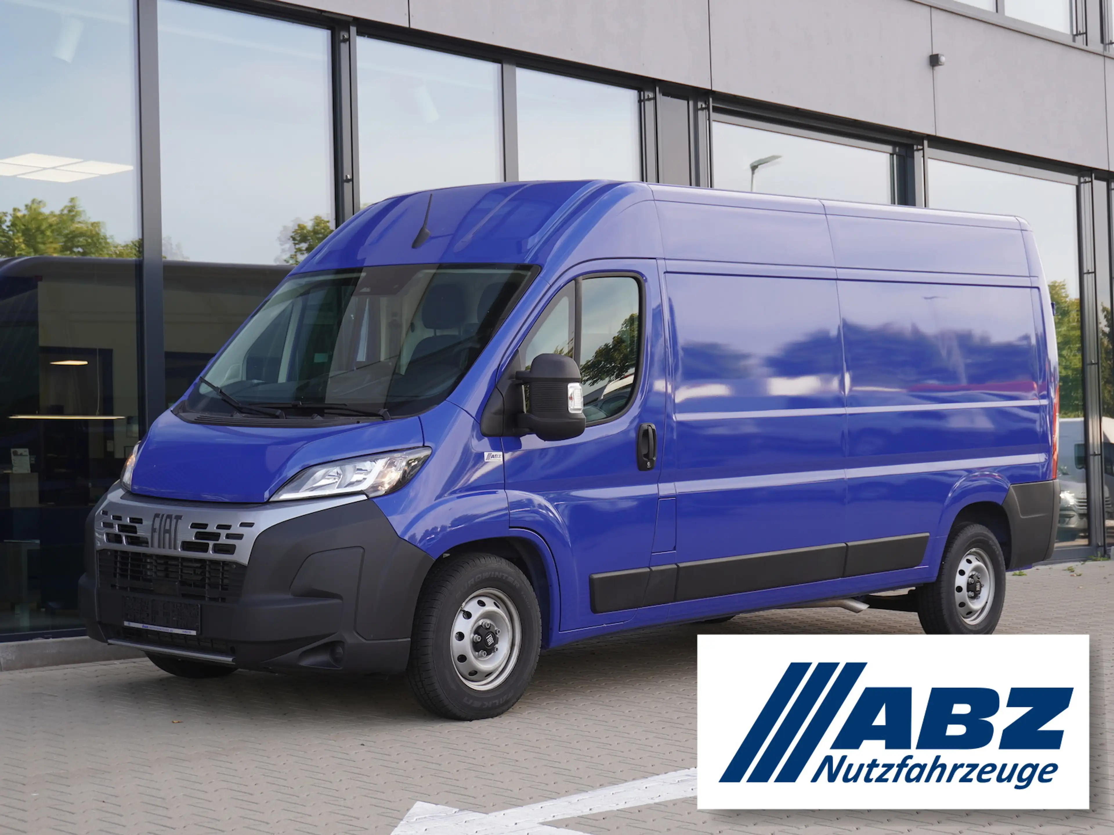 Fiat Ducato 35 L3H2 140 AT / 10-Zoll Navi