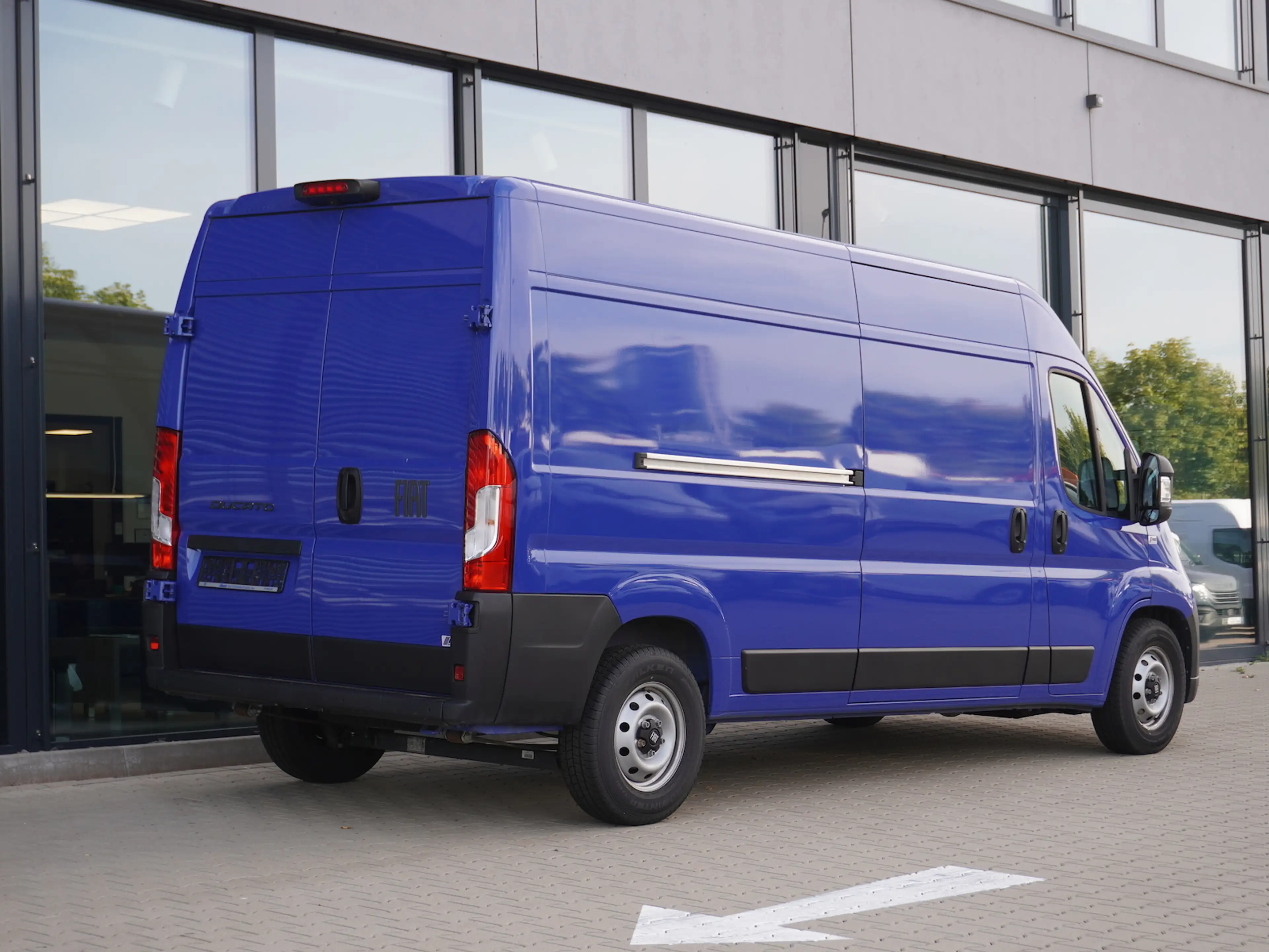 Fiat Ducato 35 L3H2 140 AT / 10-Zoll Navi — photo 2