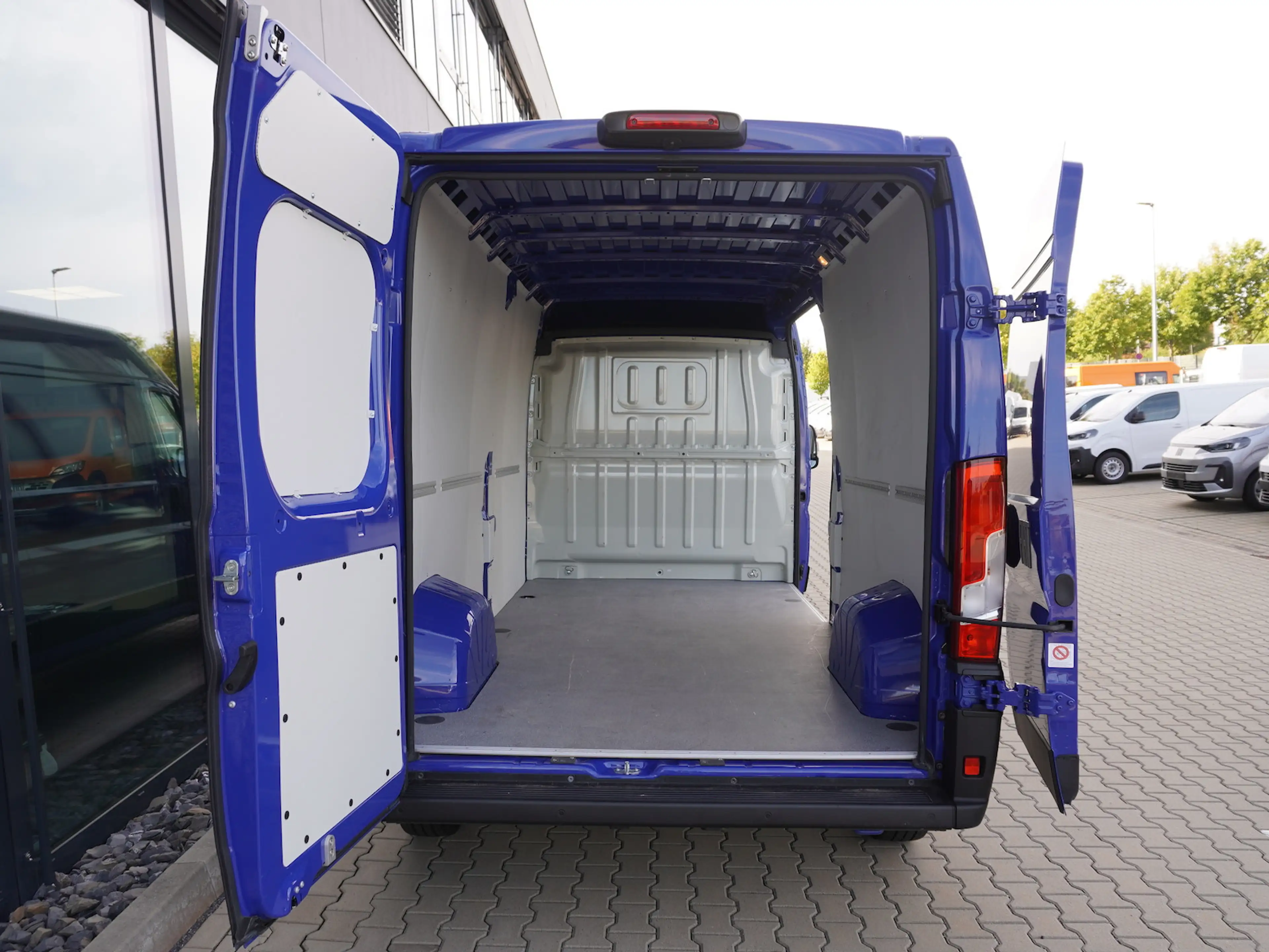 Fiat Ducato 35 L3H2 140 AT / 10-Zoll Navi — photo 5