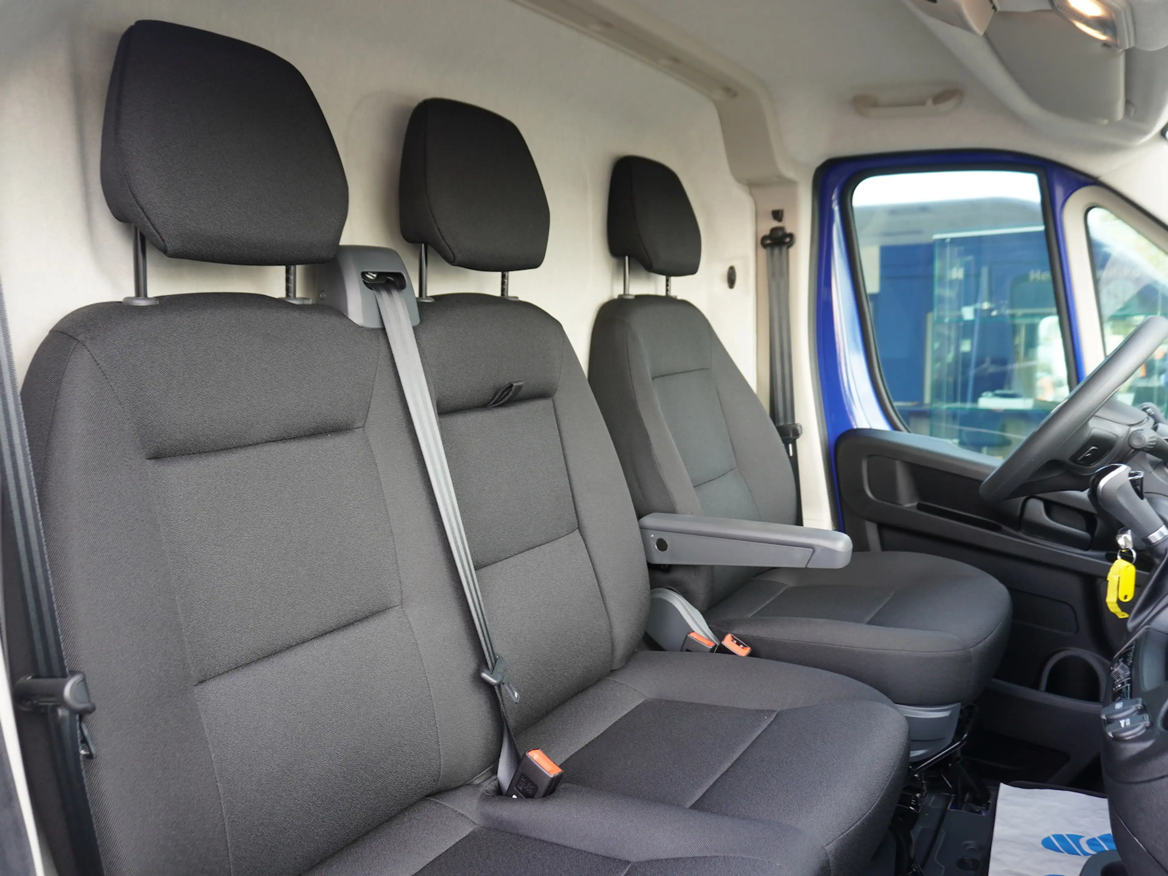 Fiat Ducato 35 L3H2 140 AT / 10-Zoll Navi — photo 11