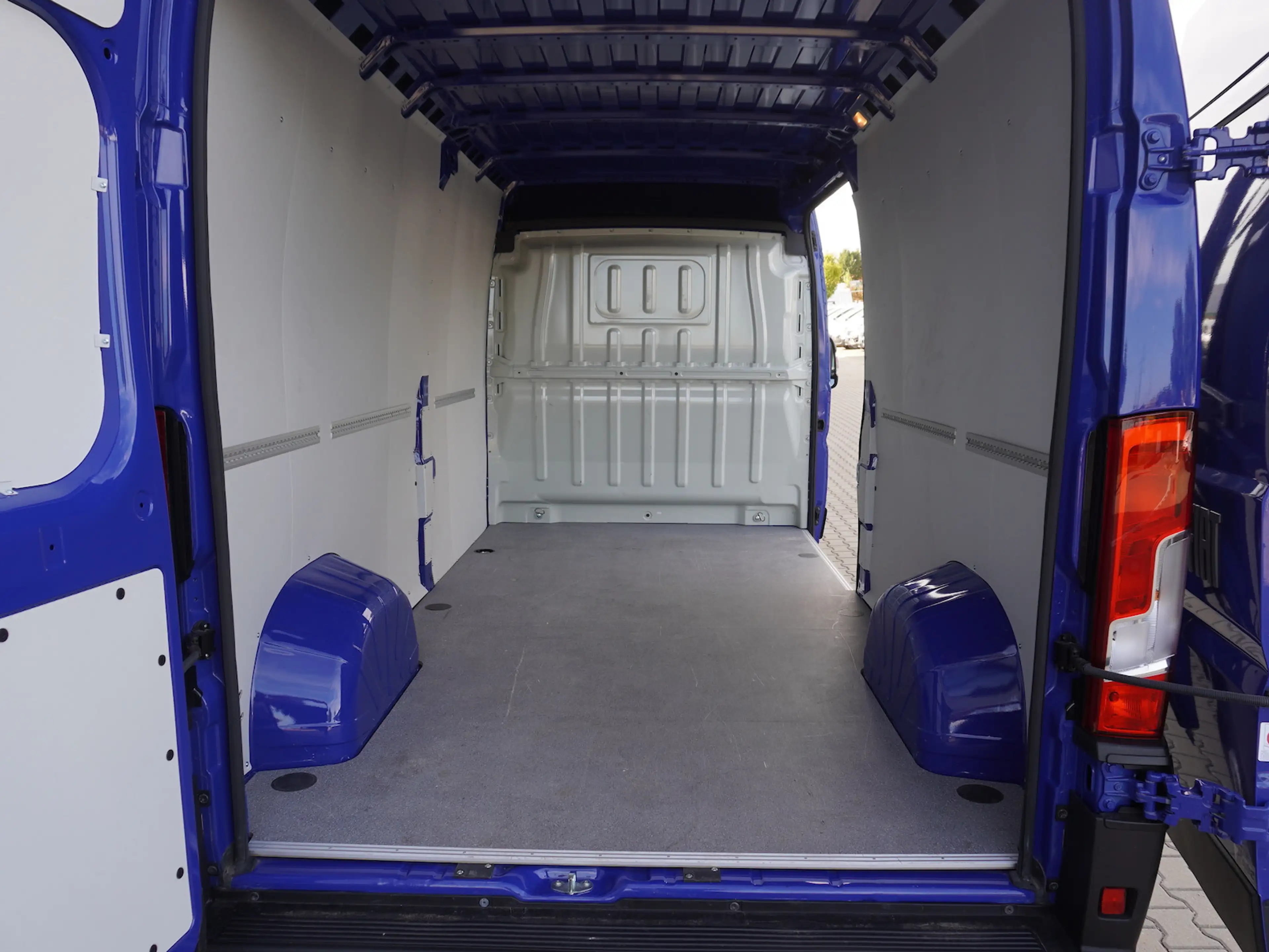 Fiat Ducato 35 L3H2 140 AT / 10-Zoll Navi — photo 6