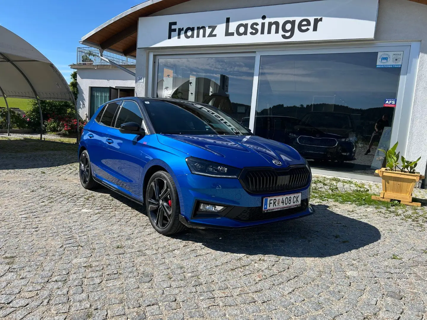 Skoda Fabia 130 Blau - 1