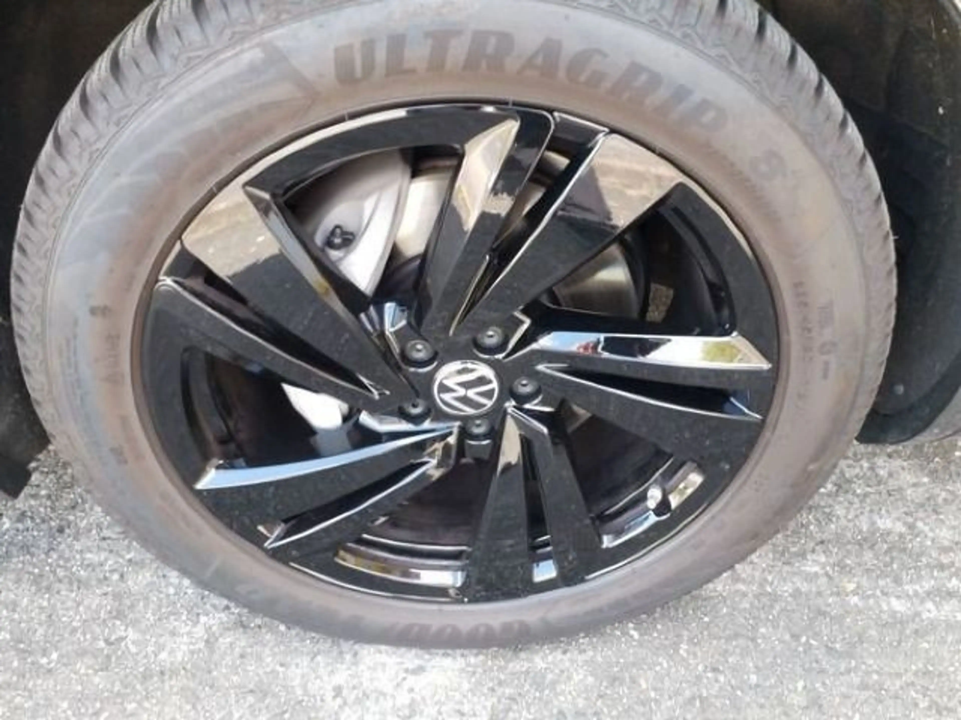 Volkswagen Touareg 3.0 TDI 4 Motion R-Line (MATRIX+NAVI+APP — photo 5