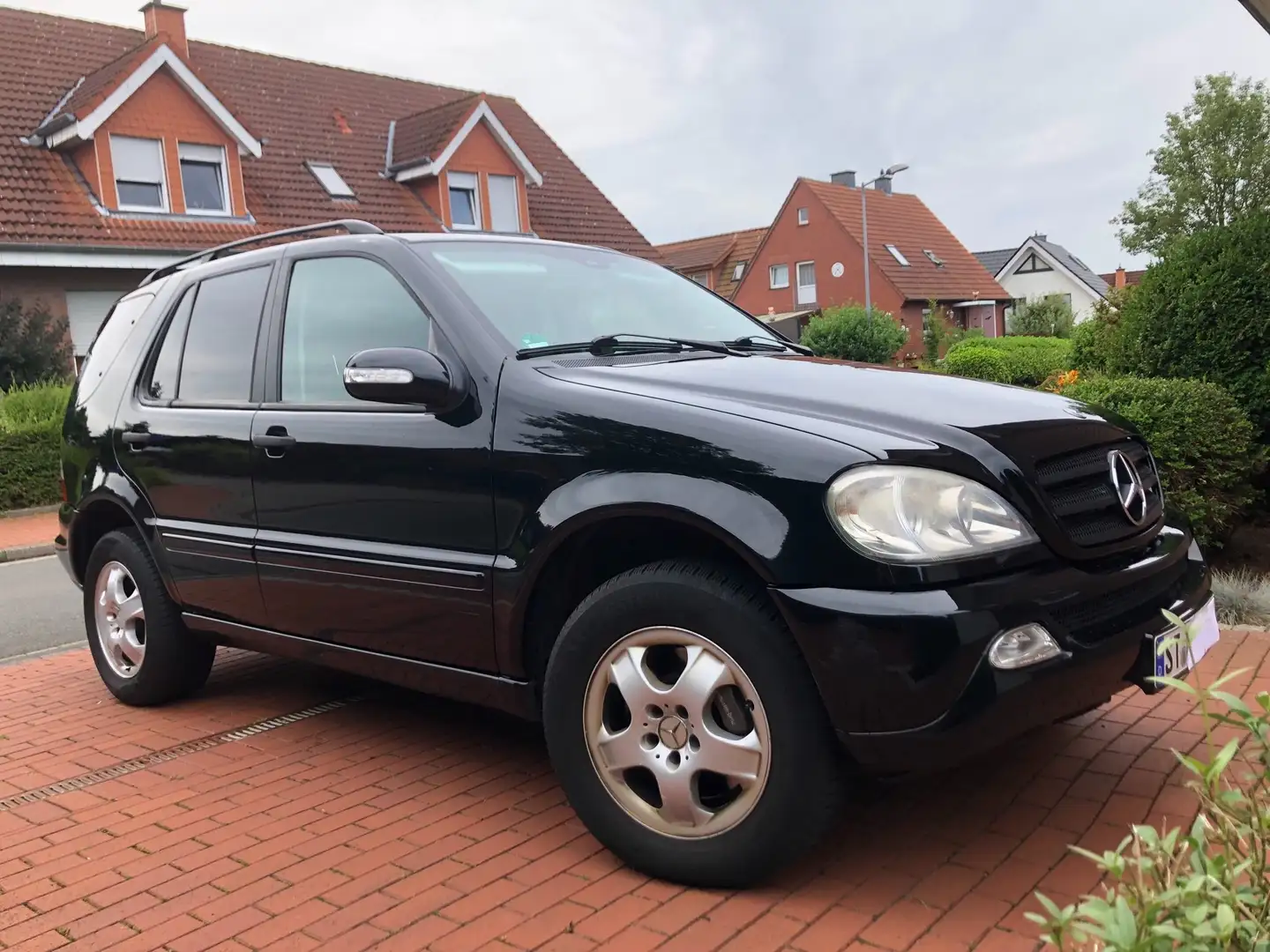Mercedes-Benz ML 270 M-Klasse Diesel CDI Noir - 2