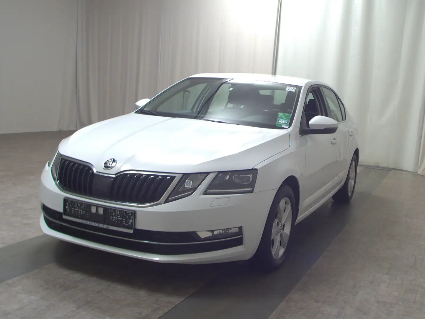 Skoda Octavia 2.0 TDI Style Navi LED+ AHK PDC SHZ Weiß - 2