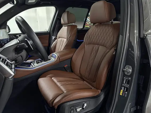 BMW X5 view 9