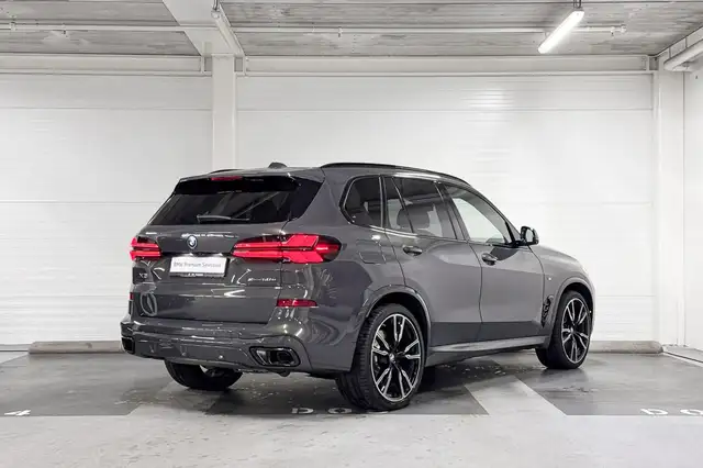 BMW X5 view 6