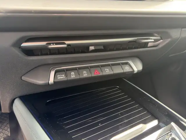 Audi Q3 TDI 110 kW  intense Ansicht 20