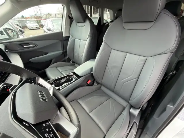 Audi Q3 TDI 110 kW  intense Ansicht 8