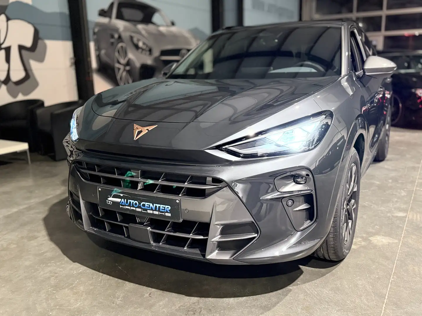 CUPRA Terramar Terramar 1.5 eTSI DSG Stockwagen direct leverbaar Gris - 1