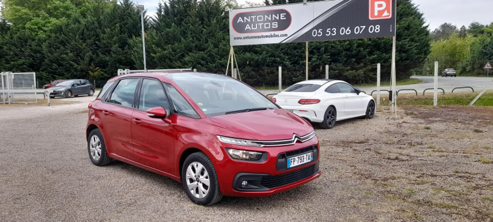 Citroen C4 SpaceTourer BLUEHDI 130CH S\u0026S LIVE EAT8 E6.D-TEMP Rood - 1