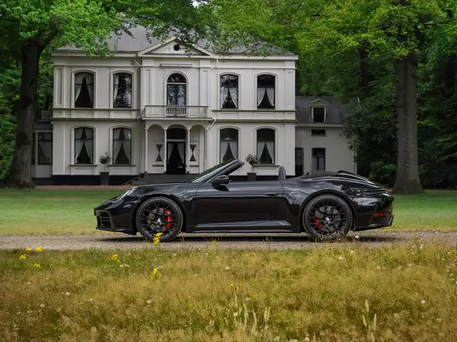 Porsche 992