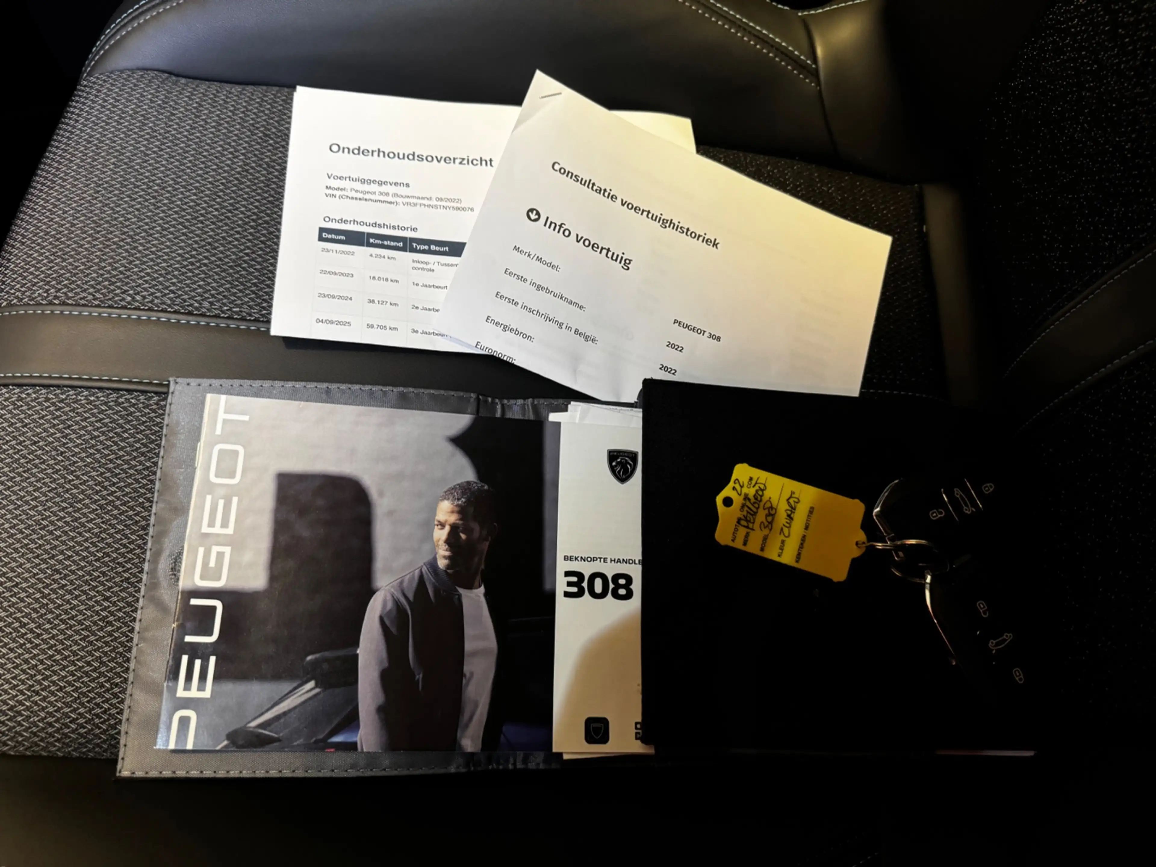 Peugeot 308 1.2T Allure GT-Pack Automaat I-Toggles Ambiance LE — photo 22
