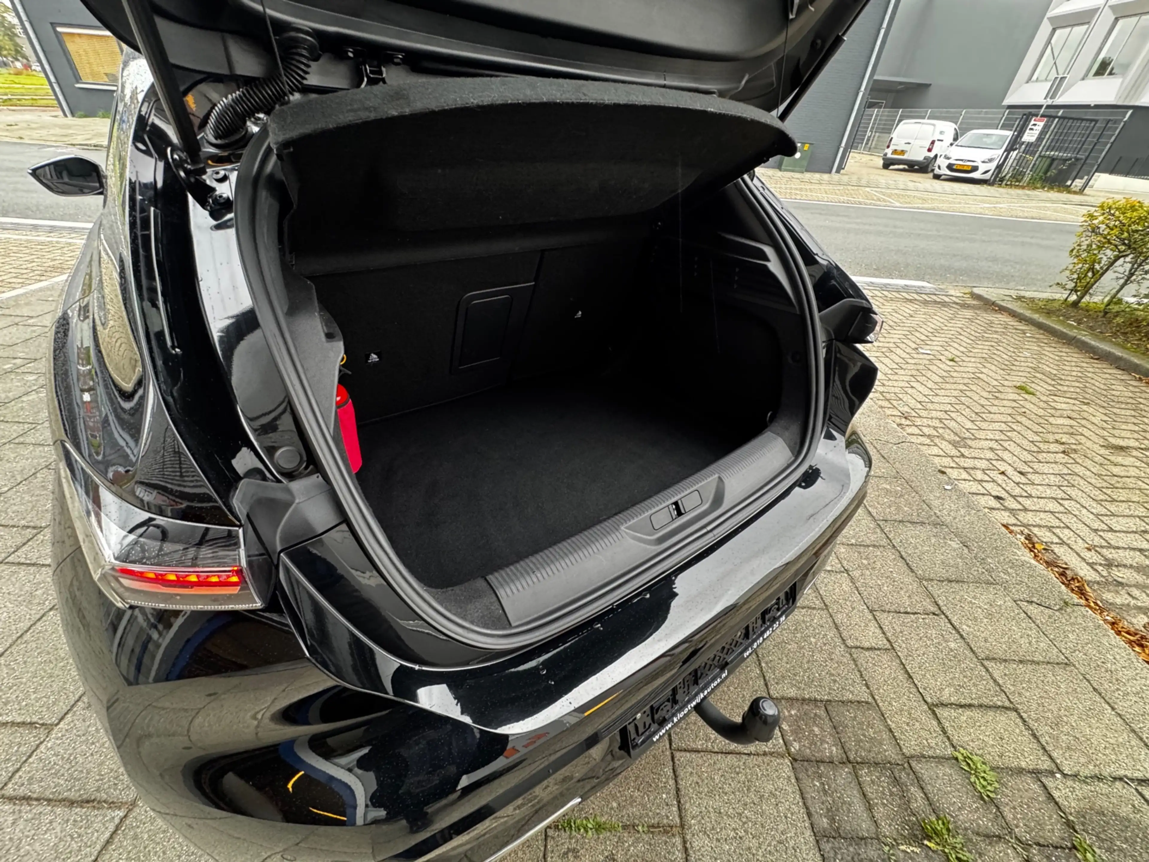 Peugeot 308 1.2T Allure GT-Pack Automaat I-Toggles Ambiance LE — photo 21