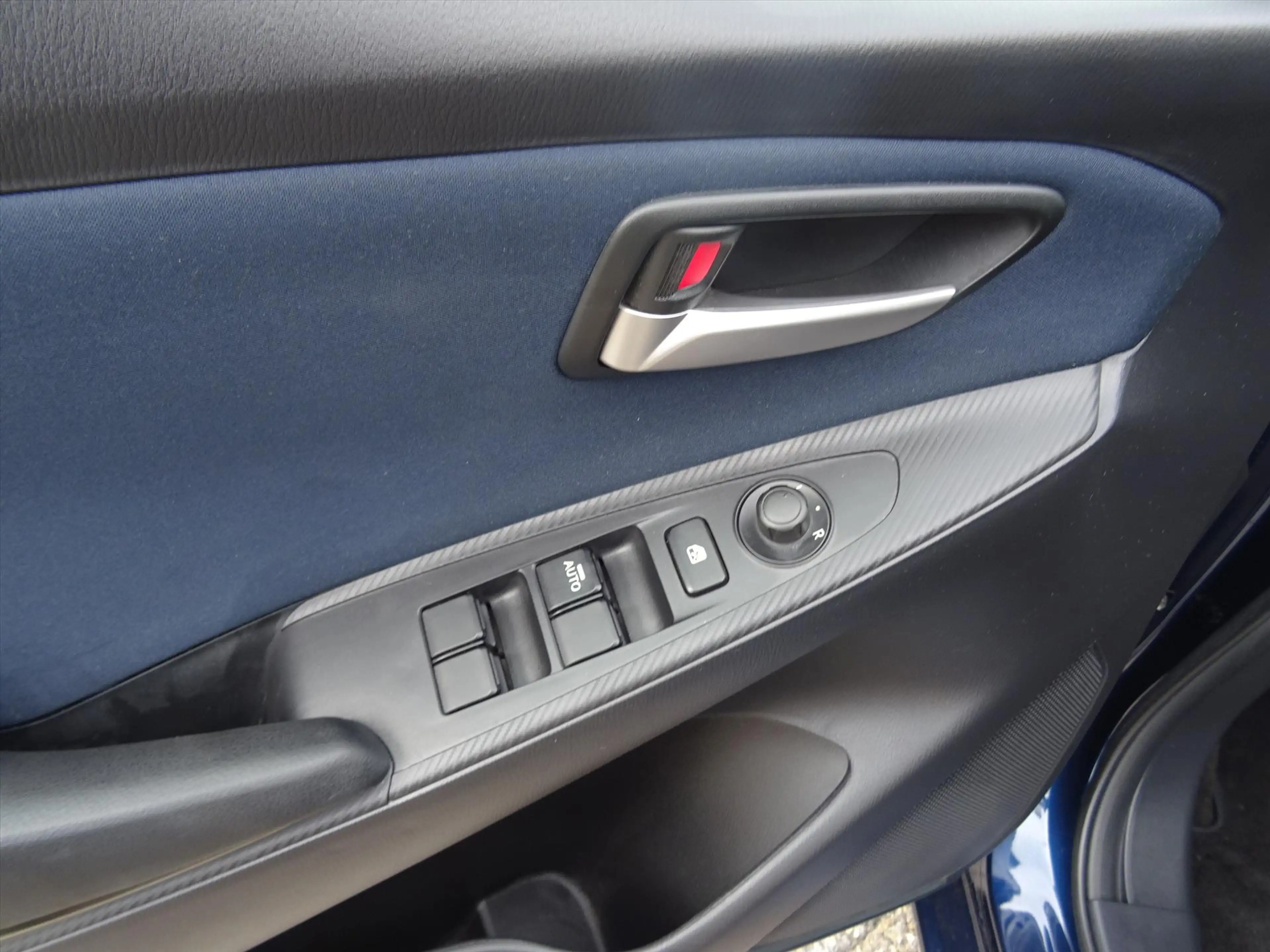 Mazda 2 1.5 SKYACTIV-G 90PK AUT GT-M — photo 9