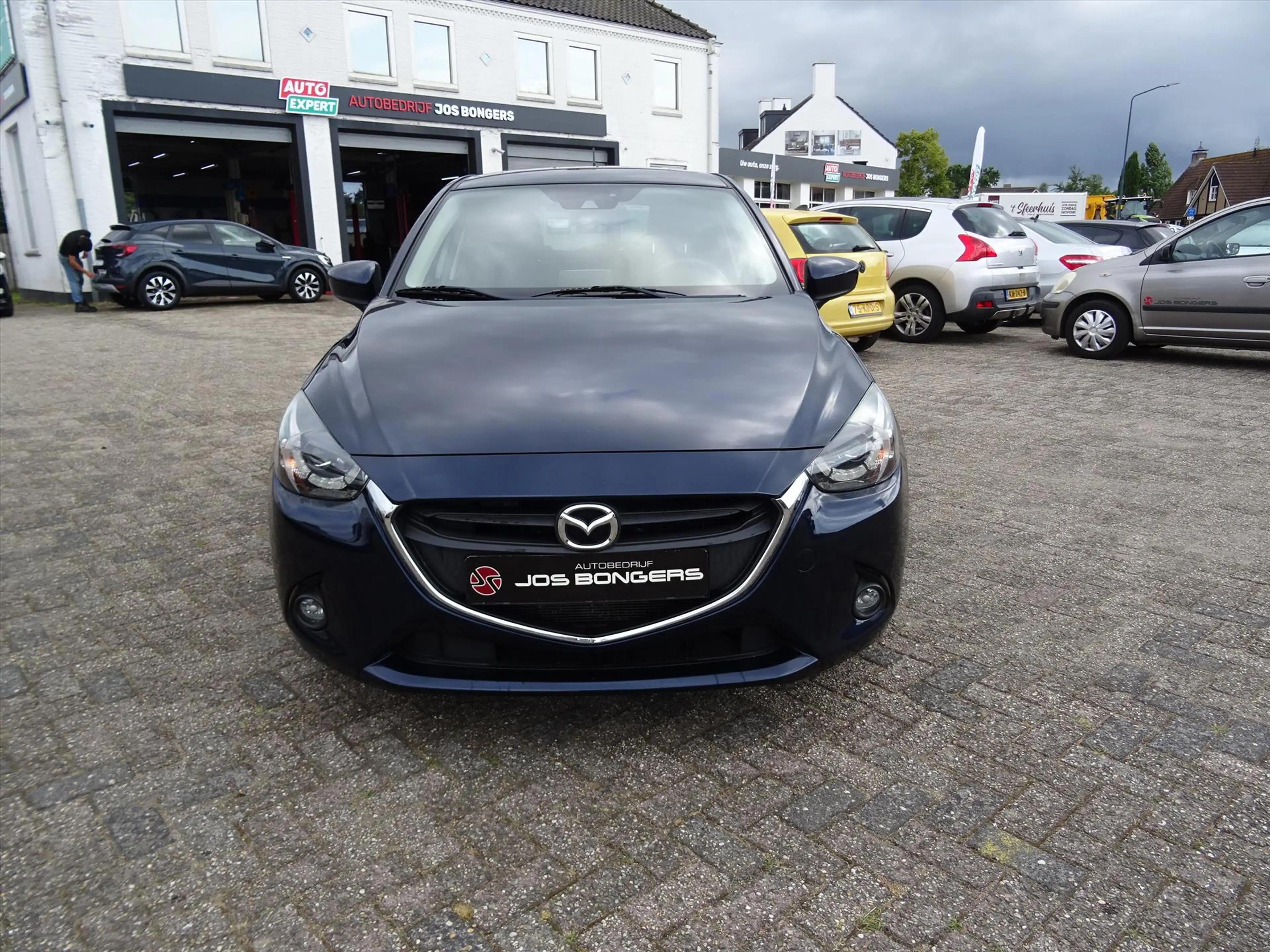 Mazda 2 1.5 SKYACTIV-G 90PK AUT GT-M — photo 2