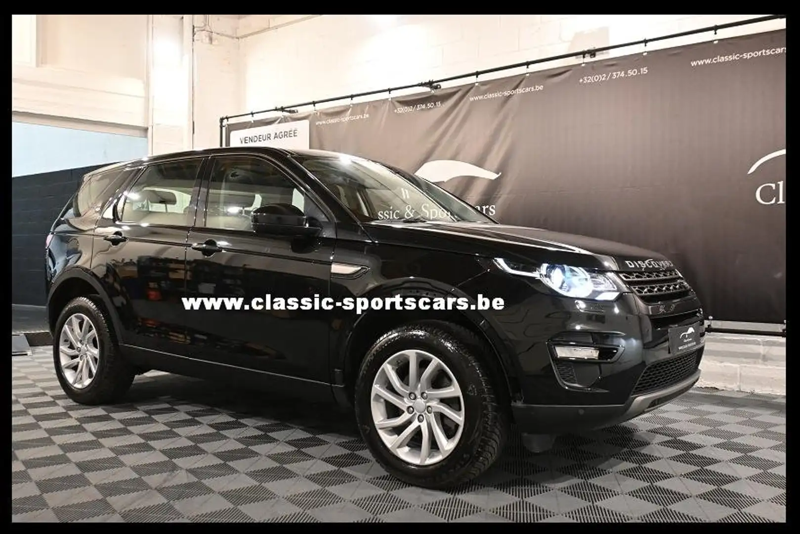 Land Rover Discovery Sport 2.0 TD4 HSE EURO 6b /AUTO /CAMERA /TOIT PANO !! Fekete - 1