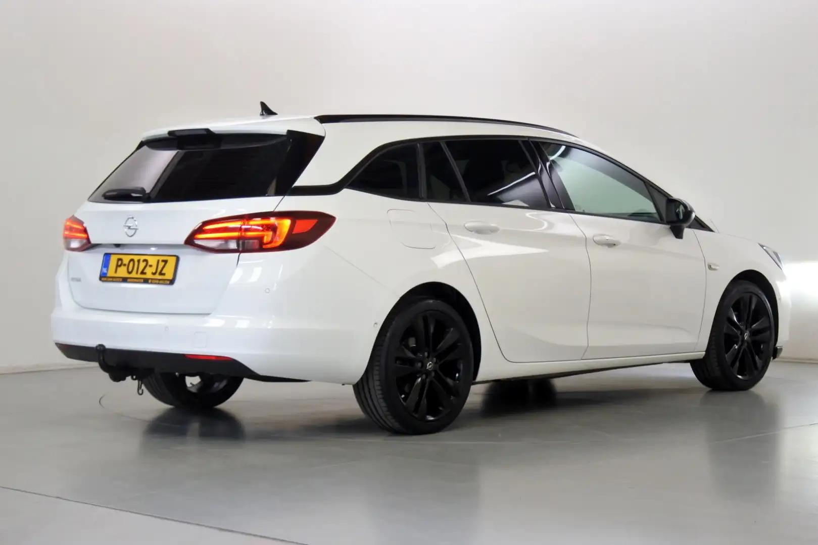 Opel Astra Sports Tourer 1.2T 145pk Elegance 18" Trekhaak Wit - 2