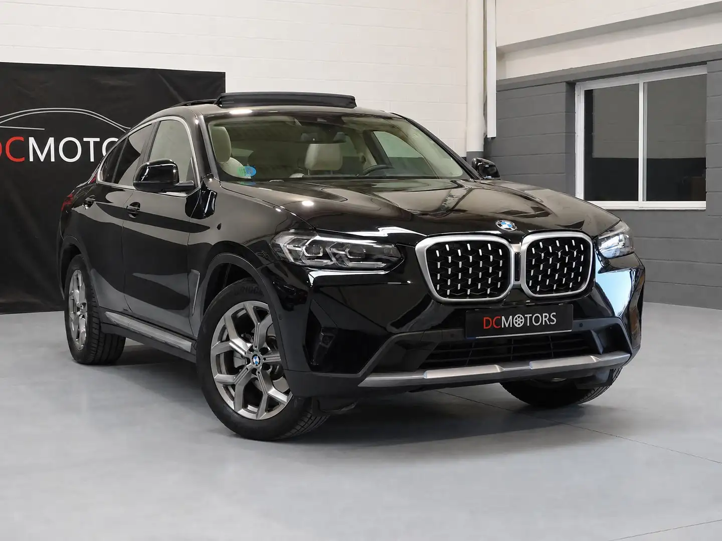 BMW X4 xDrive 20dA xLine - 2