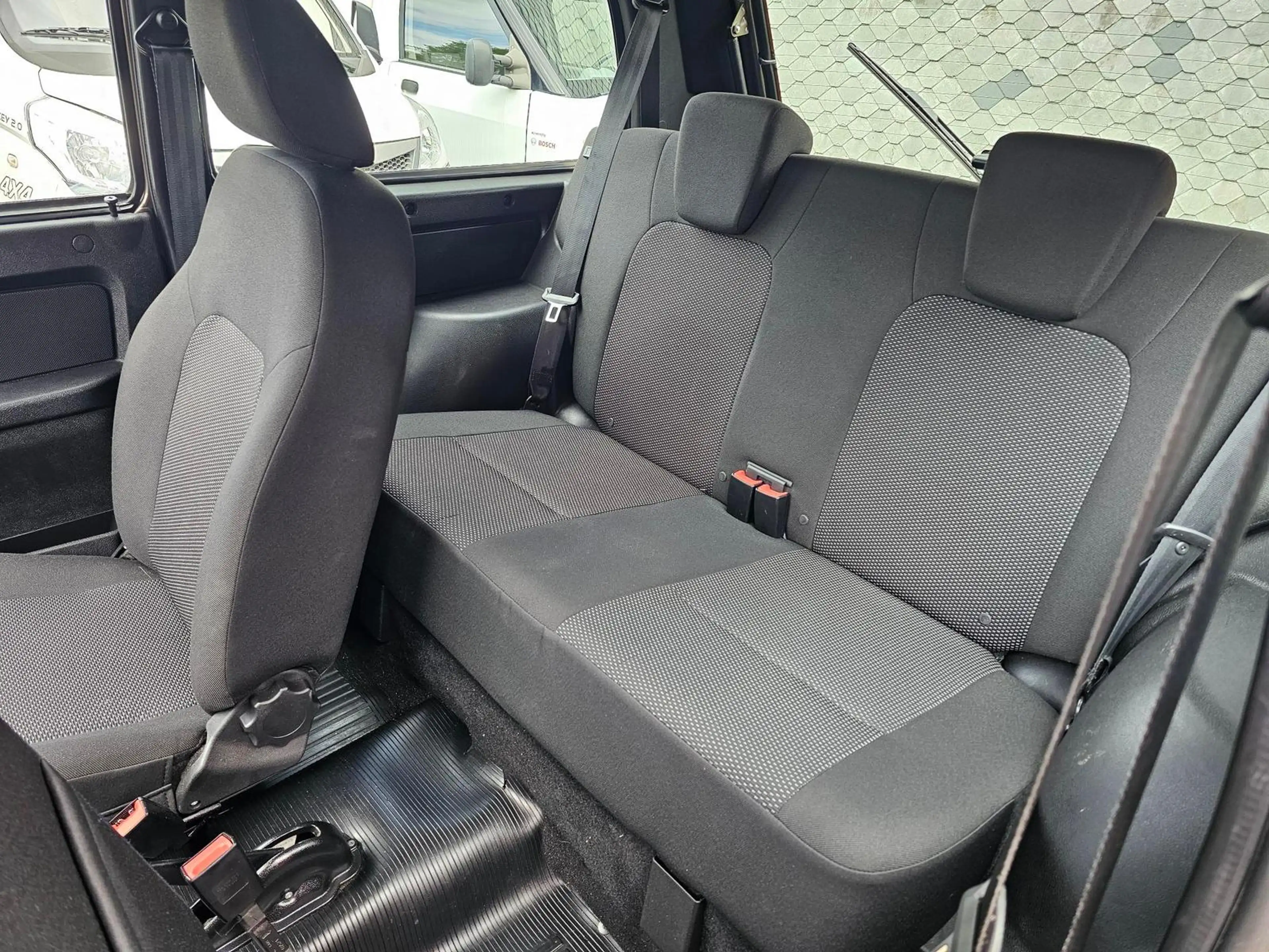 Lada Niva 1.7i 4x4 LUXUS AC+KLIMA+AHK1.9t+RADIO+LED+ — photo 14