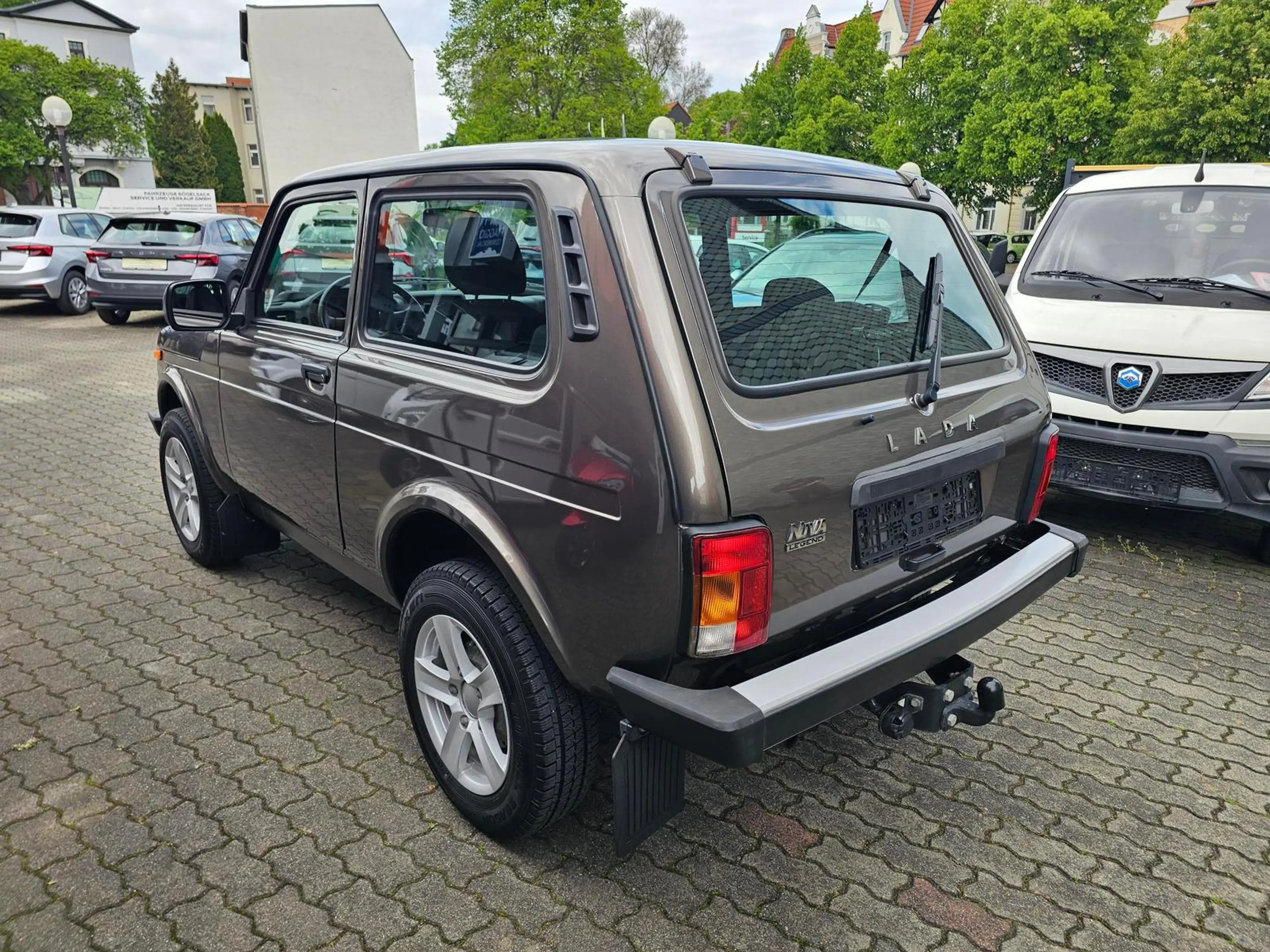 Lada Niva 1.7i 4x4 LUXUS AC+KLIMA+AHK1.9t+RADIO+LED+ — photo 4