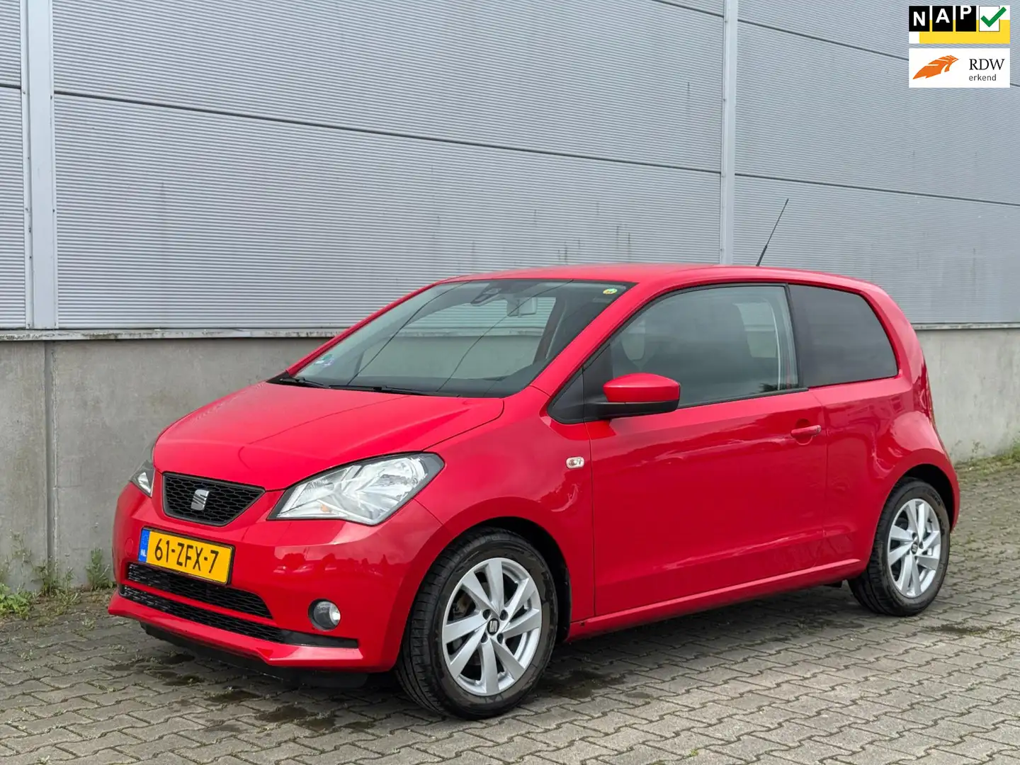 SEAT Mii 1.0 Style Sport AIRCO|CRUISE|PARKEER.S|LM|APK|NAP| Rood - 1