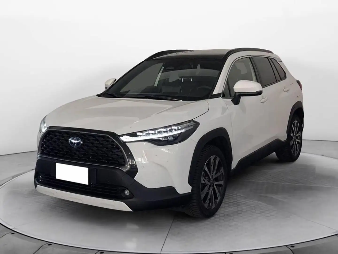 Toyota Corolla Cross 2.0h Lounge Light 4wd 197cv e-cvt Bianco - 1