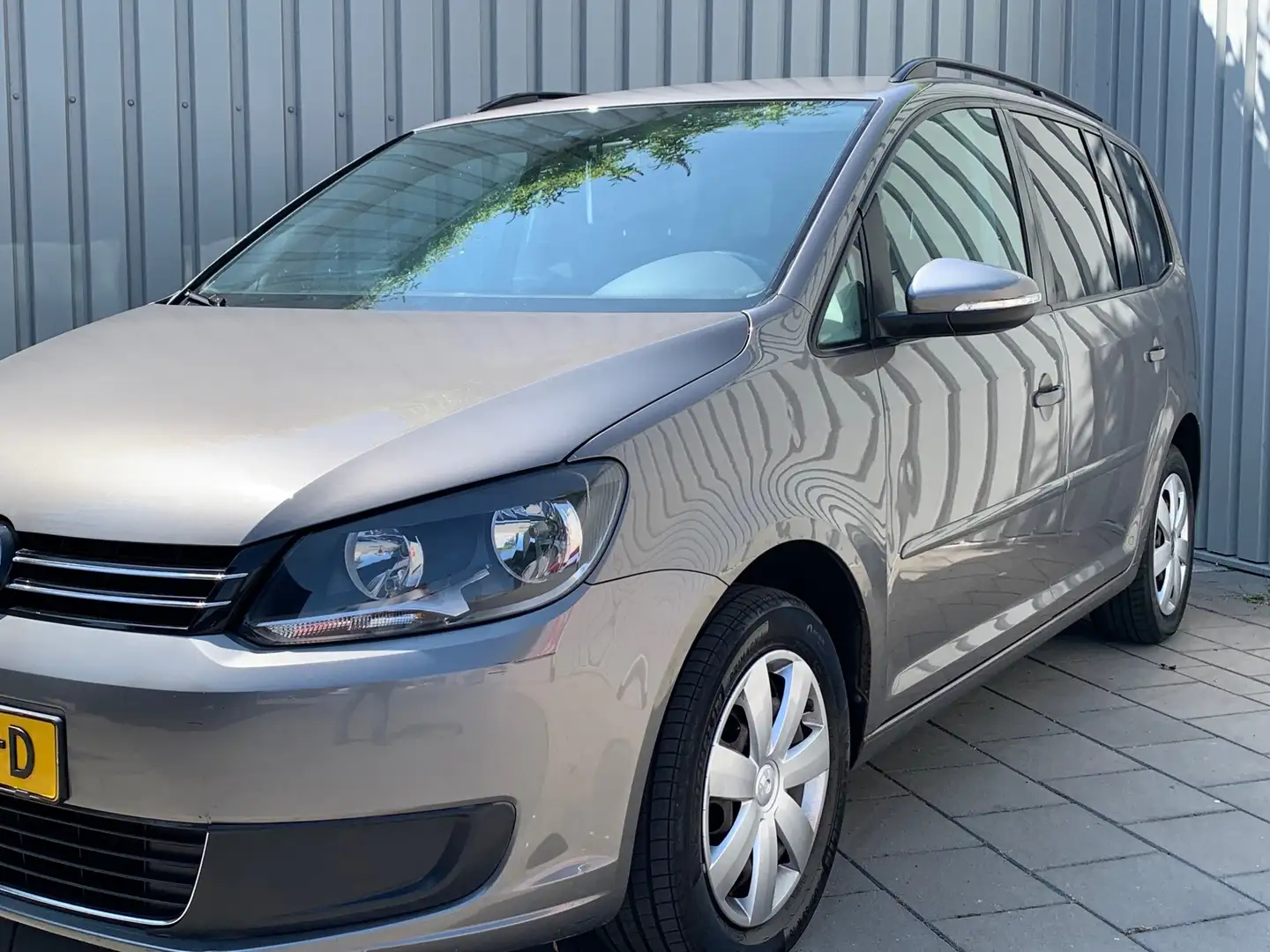 Volkswagen Touran 1.2 TSI Comfortline BlueMotion|7 Persoons|Navigati Grijs - 2