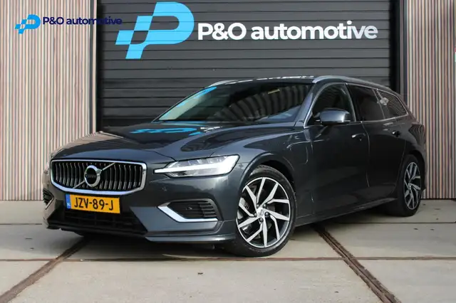 Volvo V60 2.0 T8 Twin Engine AWD Inscription PANO | TREKHAAK