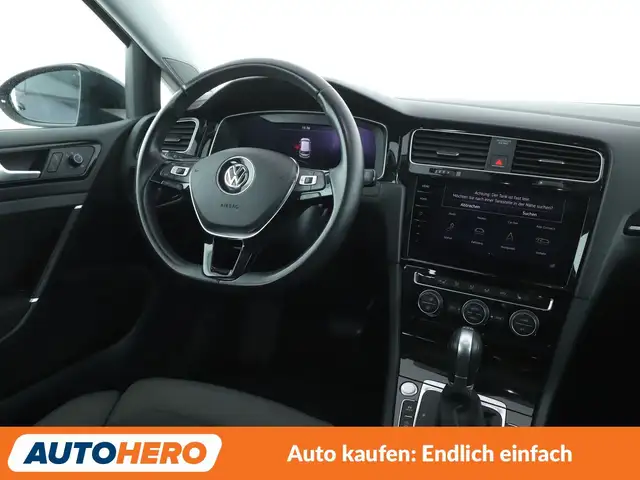 Volkswagen Golf view 13