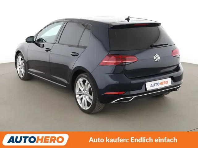 Volkswagen Golf view 4