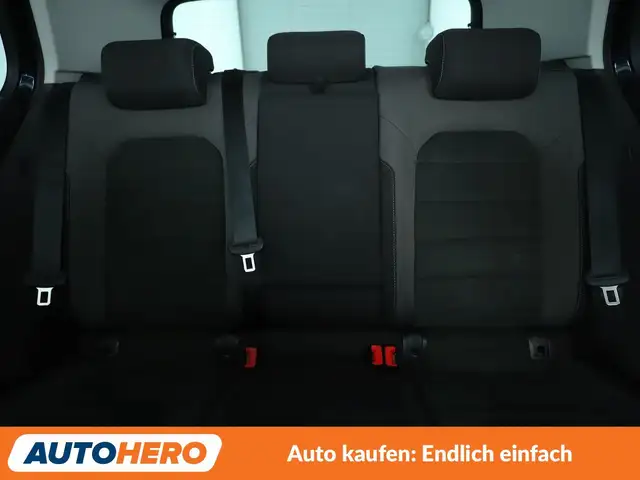 Volkswagen Golf view 15