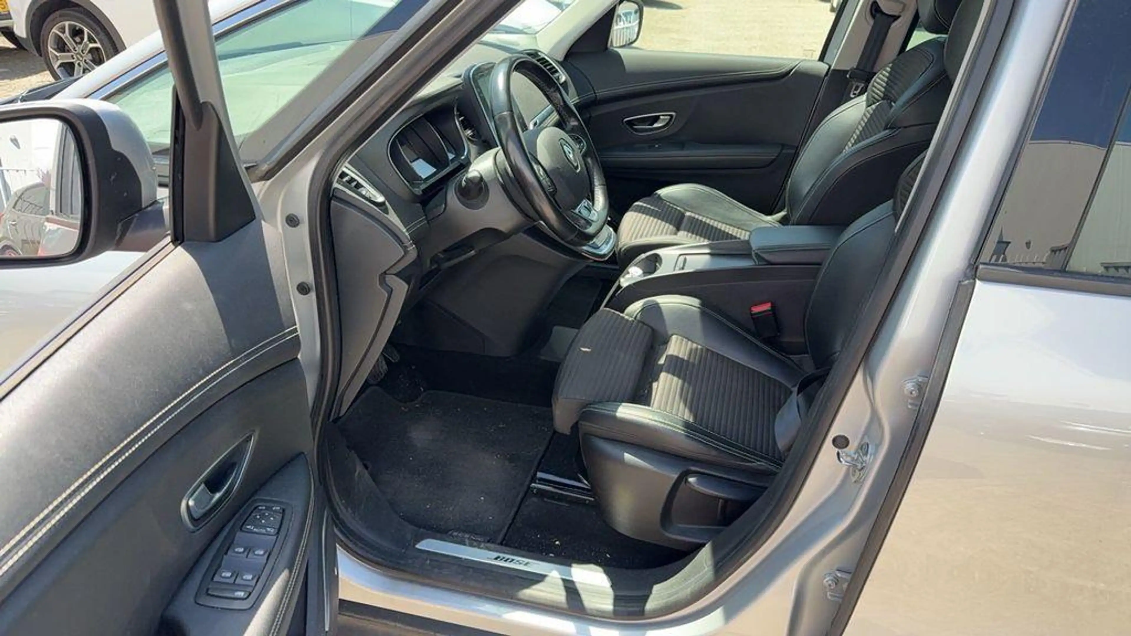Renault Grand Scenic TCe 160 EDC GPF Bose | AUTOMAAT | Trekhaak | Parke — photo 10
