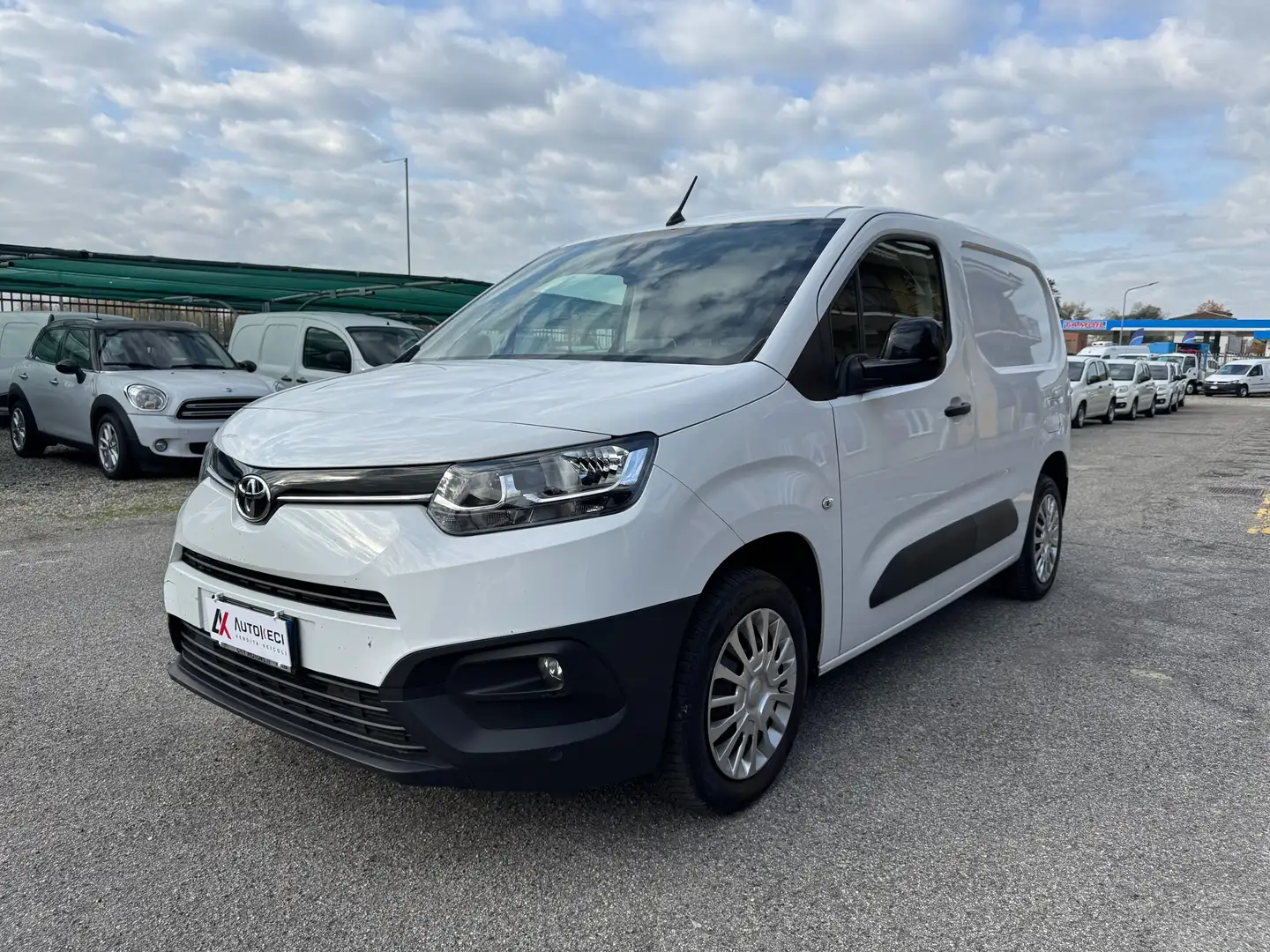 Toyota Proace City 1.5d 100cv - PC - 3 POSTI - EU6D TEMP Blanc - 1