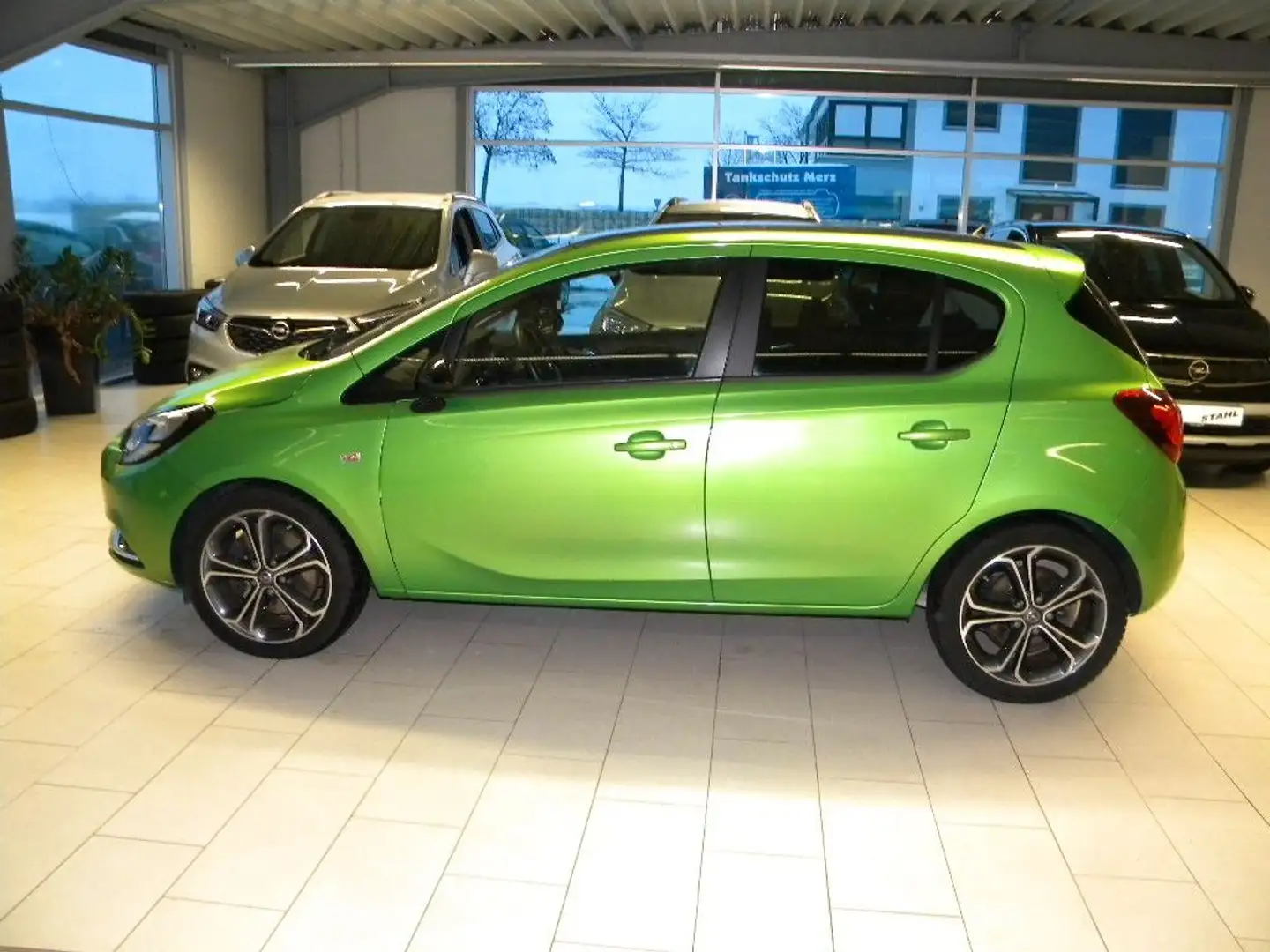 Opel Corsa E Color Edition ecoFlex Grün - 2