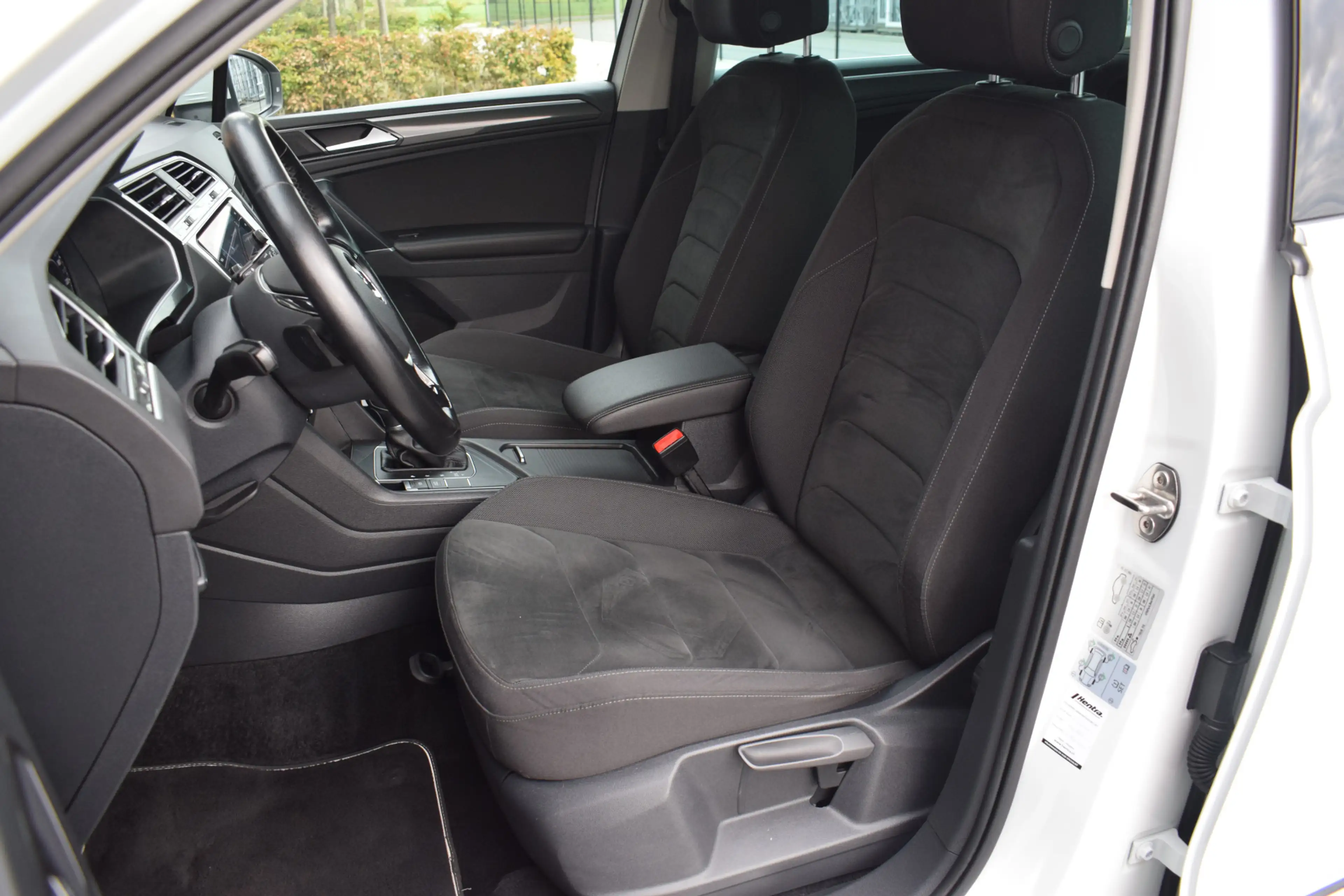 Volkswagen Tiguan 1.4 TSI 150pk DSG R-line | Virtual | LED | Trekhaa — photo 10