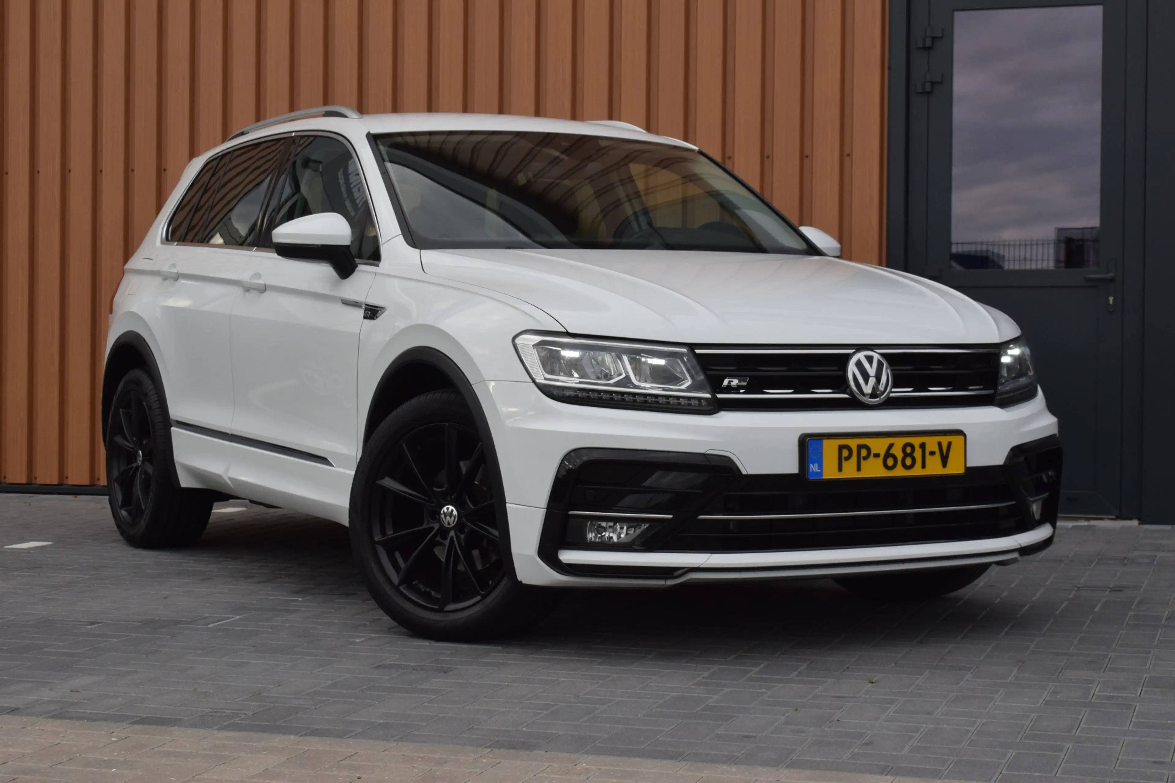 Volkswagen Tiguan 1.4 TSI 150pk DSG R-line | Virtual | LED | Trekhaa — photo 5