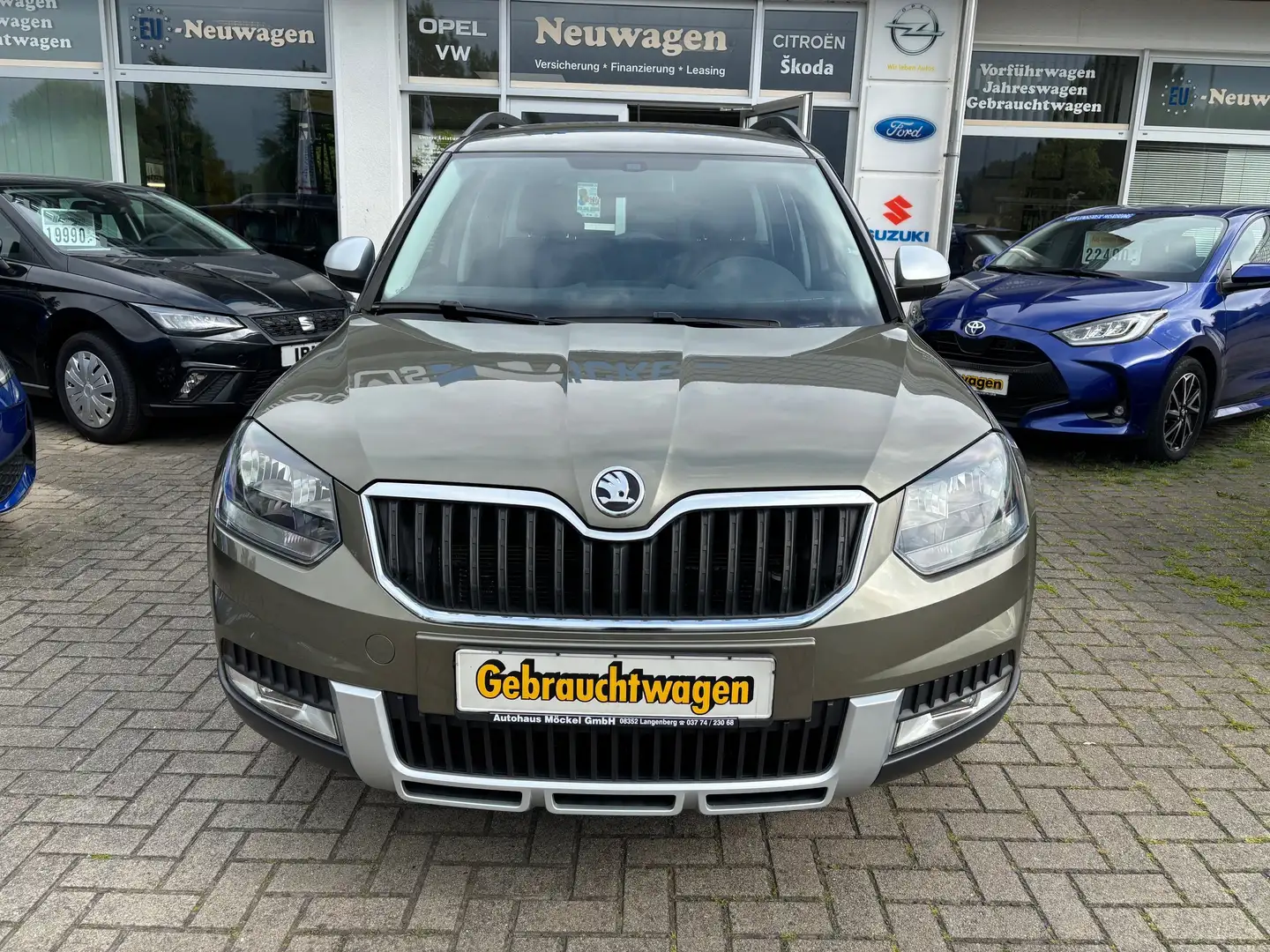 Skoda Yeti 1.4 TSI Ambition Outdoor, ALU, NSW, PDC, KLIMA Зелёный - 2