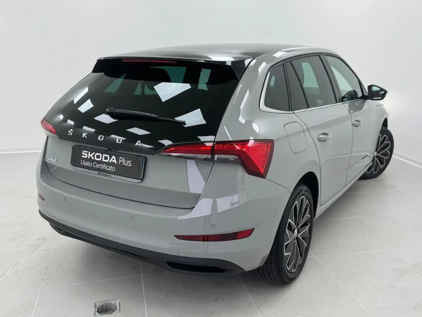 Skoda Scala 1.5 TSI ACT Style (TETTO PAN.) Grau - 2