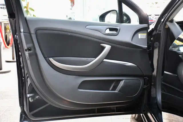 Citroen C5 view 7