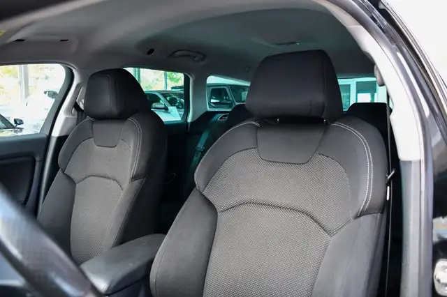 Citroen C5 view 10