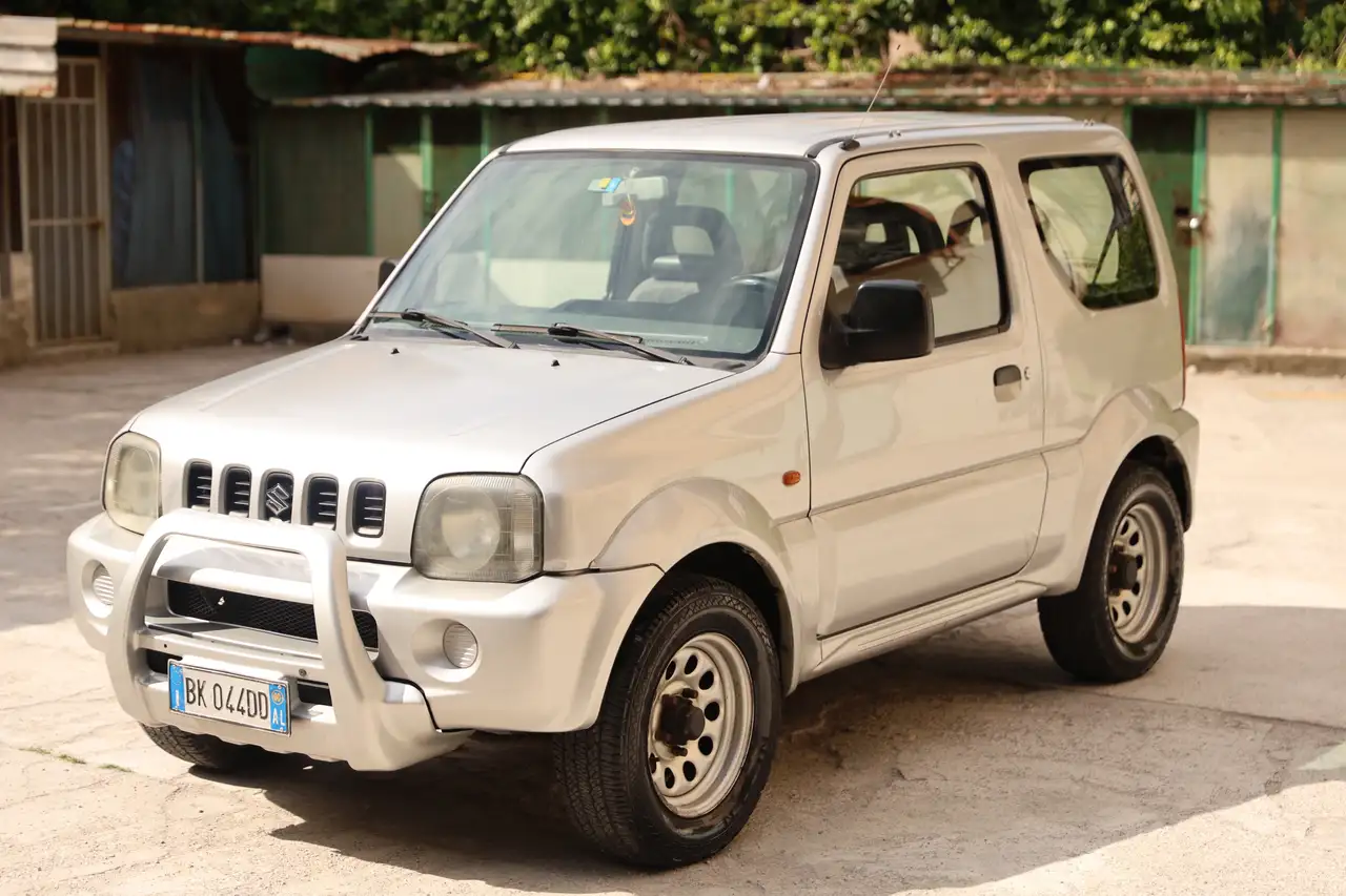 Suzuki Jimny 2000, 1.3 4x4, foto 2