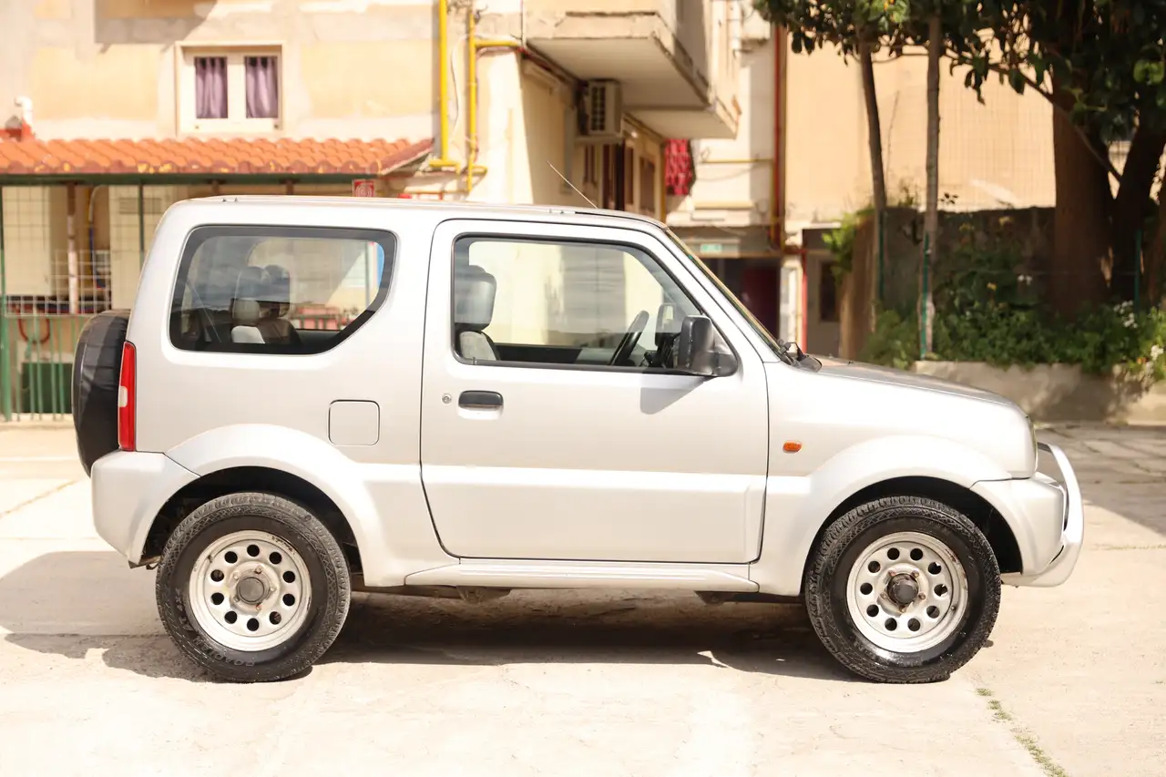 Suzuki Jimny 2000, 1.3 4x4, foto 3