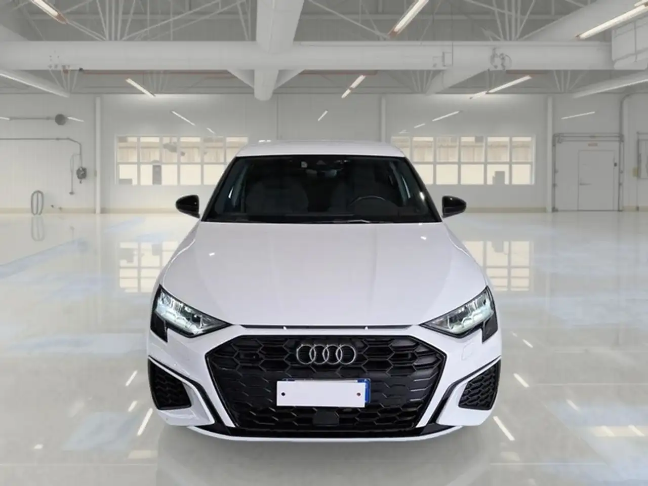 Audi A3 SPORTBACK 45 TFSI E S TRONIC S LINE EDITION S.BACK 5 PORTE BERLINA 2