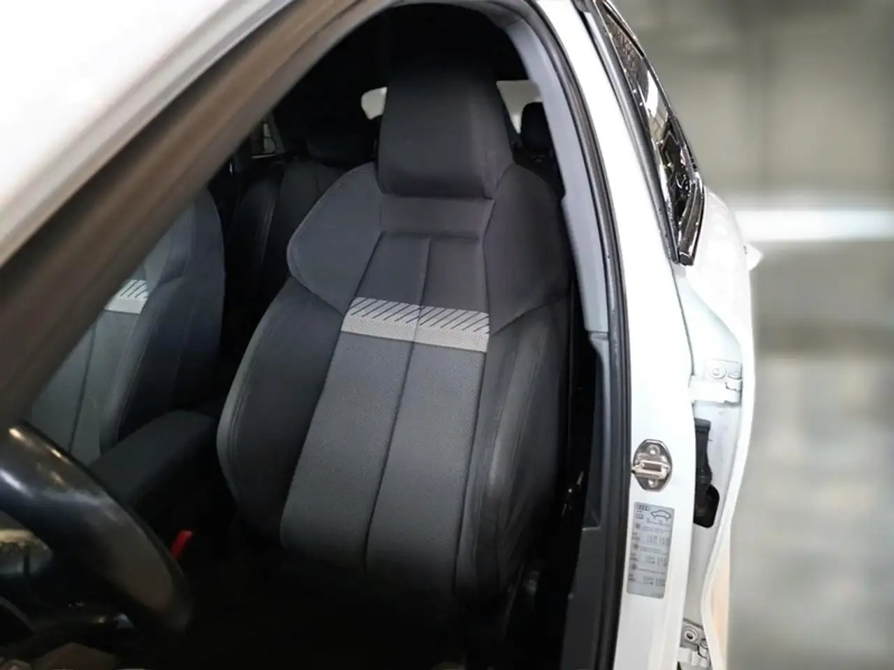 Audi A3 SPORTBACK 45 TFSI E S TRONIC S LINE EDITION S.BACK 5 PORTE BERLINA 9
