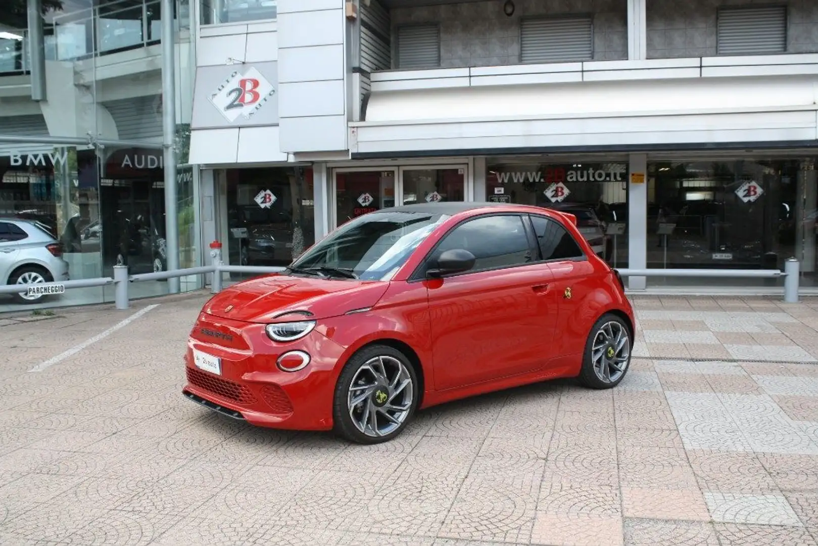 Abarth 500e Turismo Rosso - 1