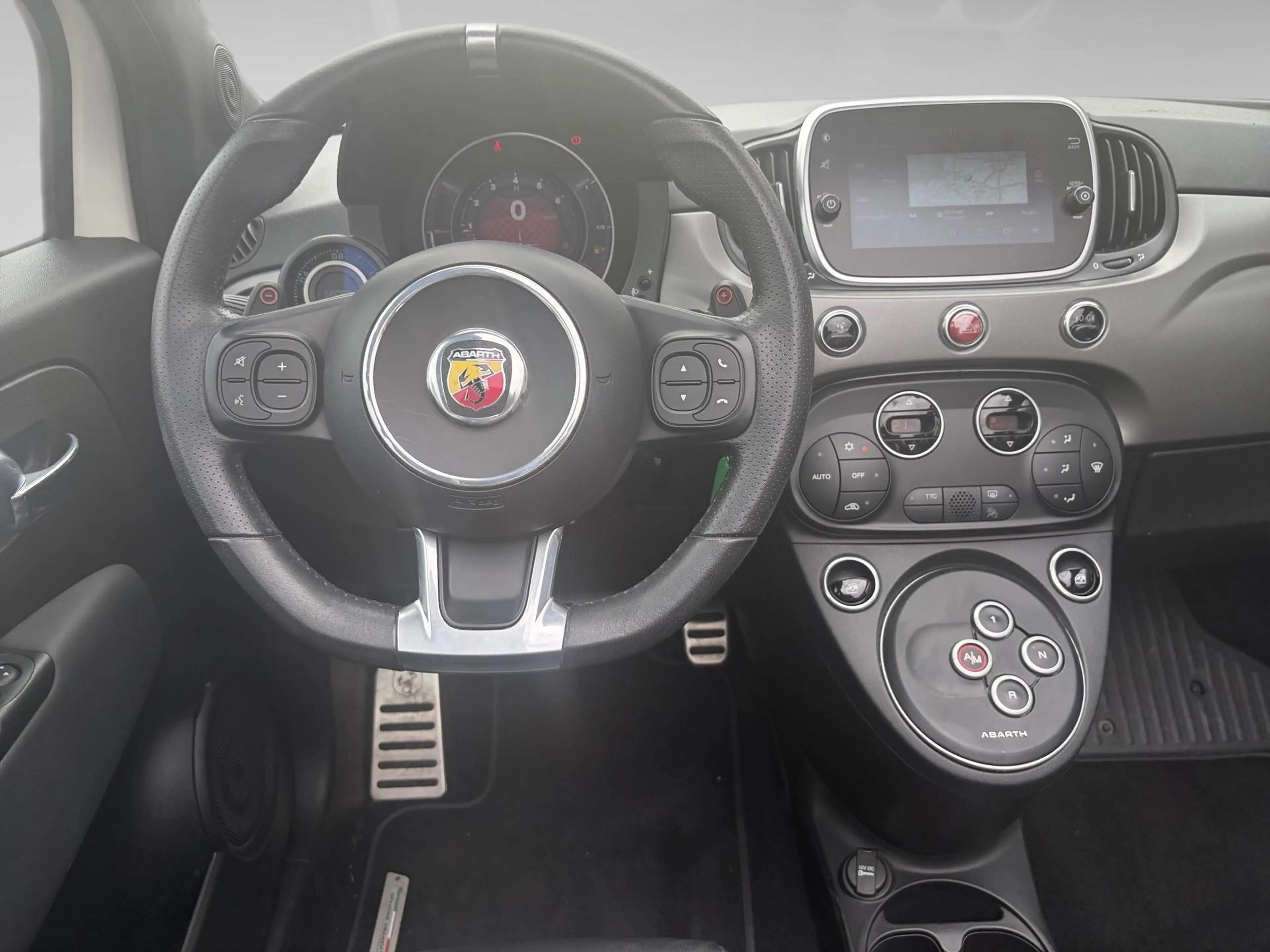 Abarth 595 Turismo 500C 1.4 C — photo 7