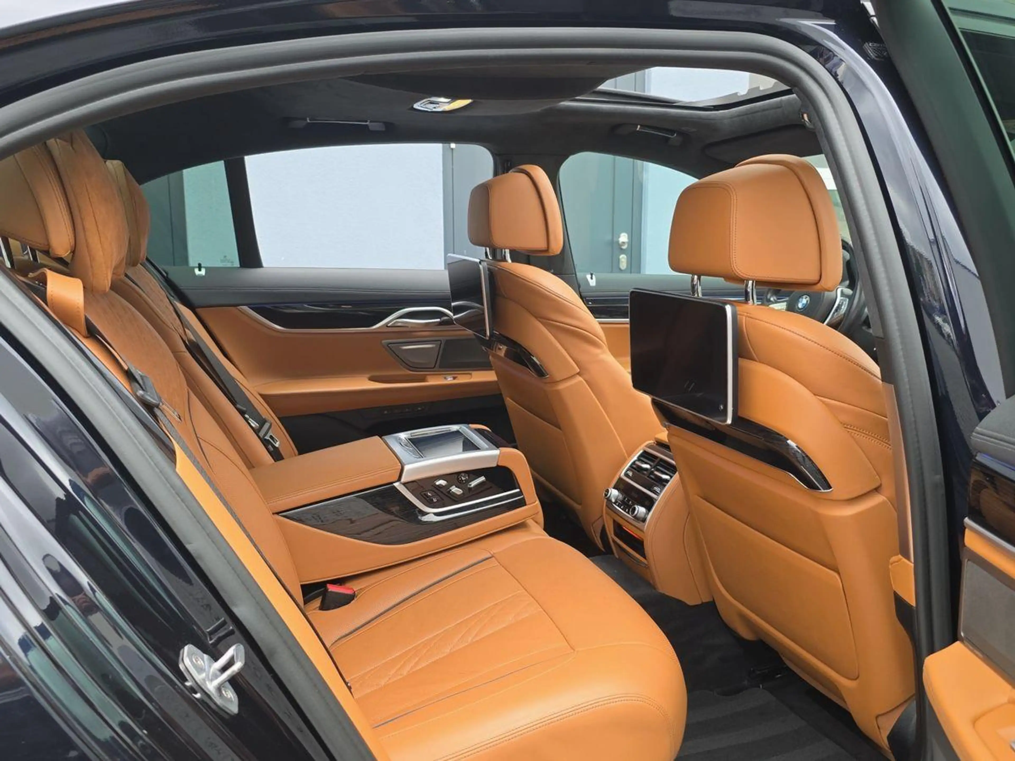 BMW 730 d xDrive STNDHZ TV DACH H&K LASER BELÜFT H-UP — photo 10