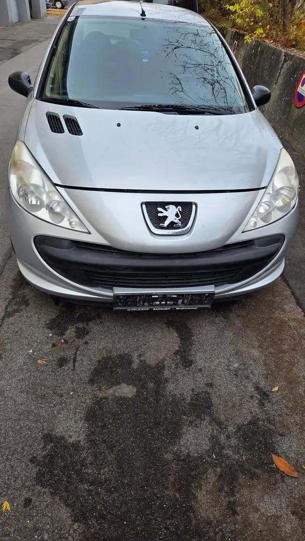 Peugeot 206 206+ 1,4 HDI 70 Trendy Trendy Silber - 1