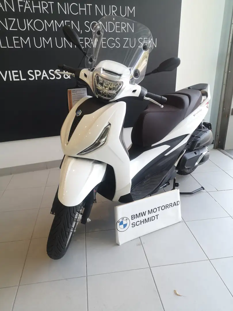 Piaggio Beverly 400 HPE Wit - 2